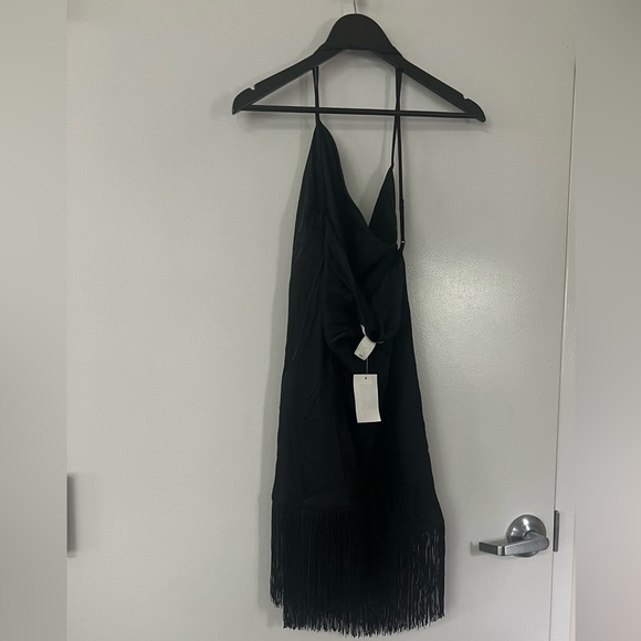 NWT H&M Fringe Dress ~ super cute! ! Not super mini but above the knees - Picture 3 of 4